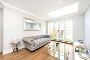77, Benwell Road, London N7 7BW