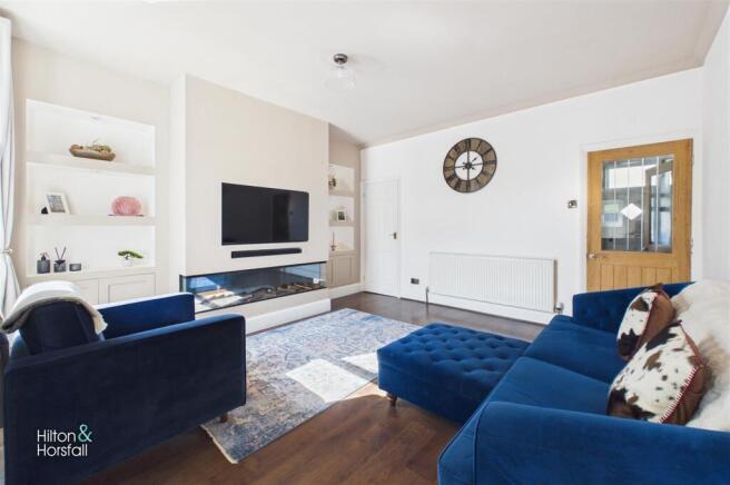 3 bed Terraced for sale Image 6