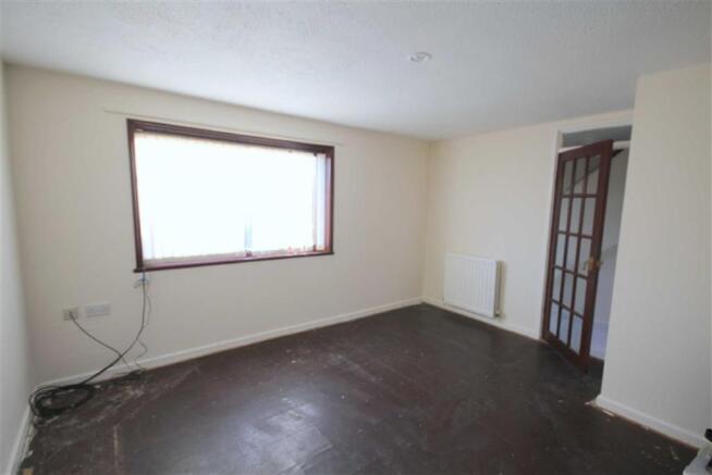 Living Room/ Dining 