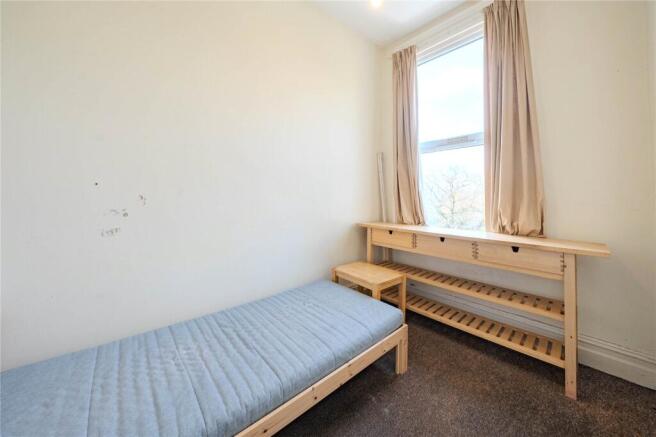 5 bed Terraced for sale Image 11