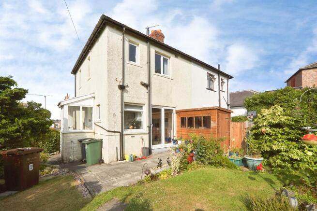 3 bed Semi-Detached for sale Image 8