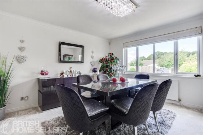 3 bed Bungalow for sale Image 6