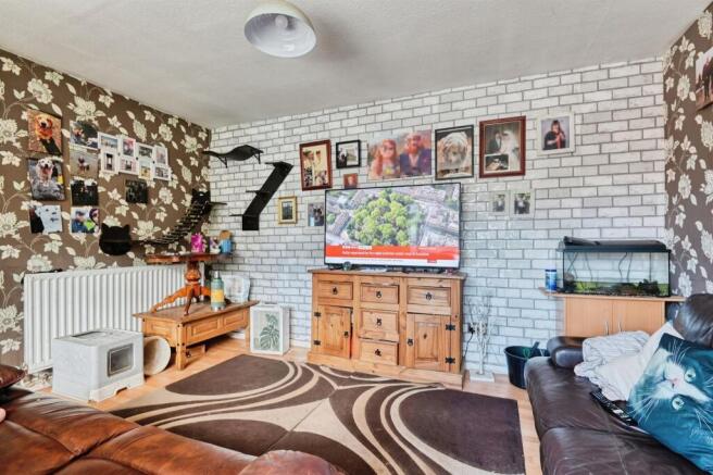 Silver Birch Road, Kingshurst, Birmingham photo 4