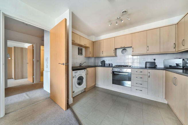 1303156-13-684873...