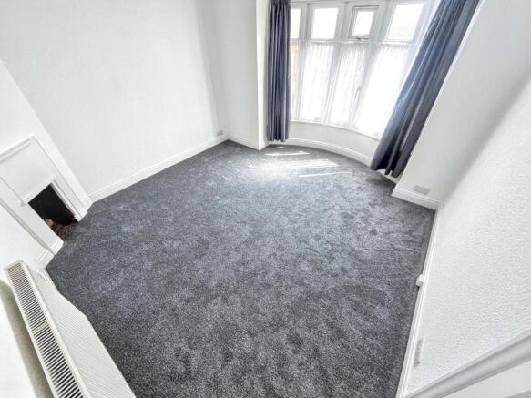 3 bed Semi-Detached for sale Image 6