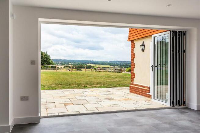 house. Partnership Shere