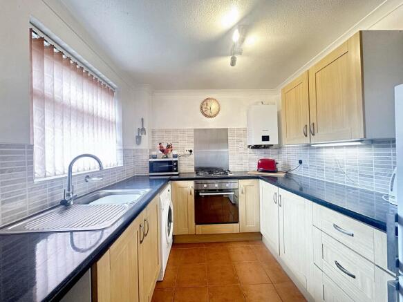 Modern Fitted Kitchen