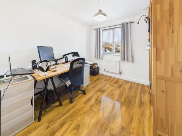 Bedroom/Office