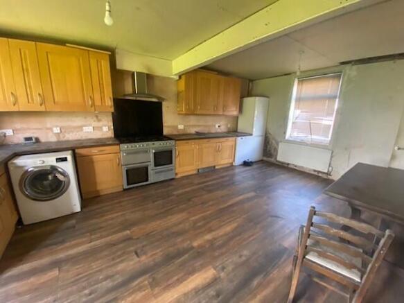 KITCHEN T202603111638.jpg