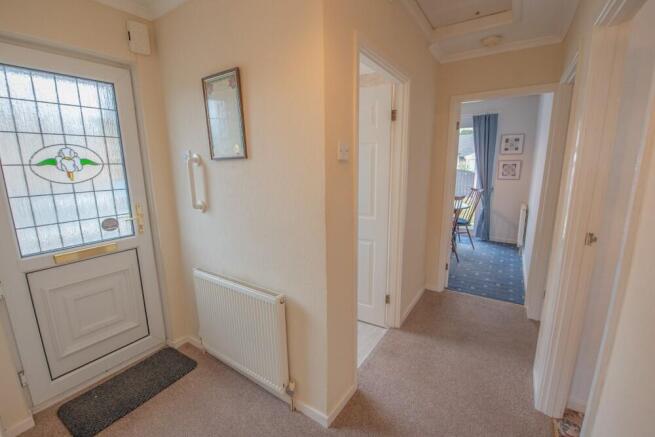 2 bed Bungalow for sale Image 6