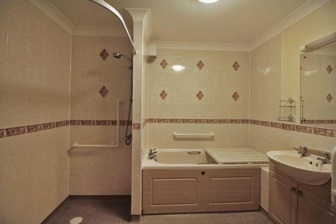 Photo 10