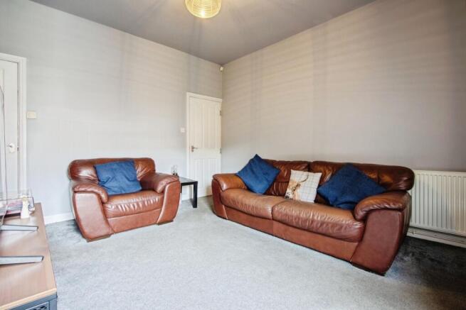 3 bed Terraced for sale Image 8