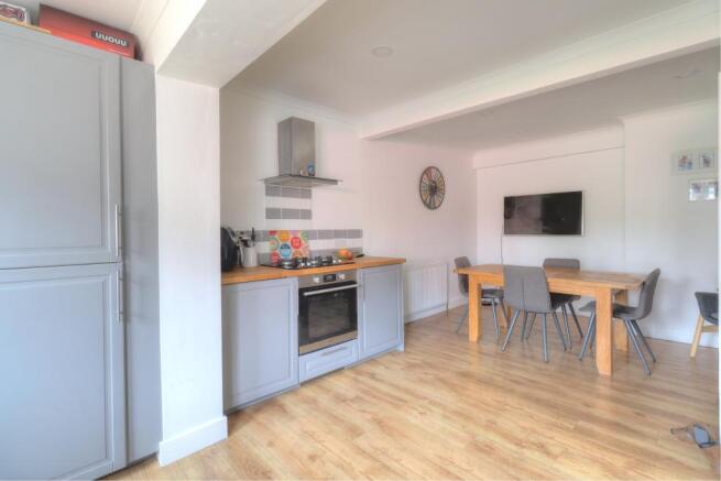 Kitchen / Dining area