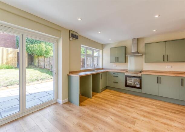 2 Sandhurst Drive-Kitchen (2).jpg