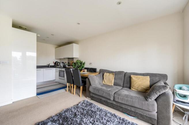 Henry Court, Stanmore Place, HA7 photo 4