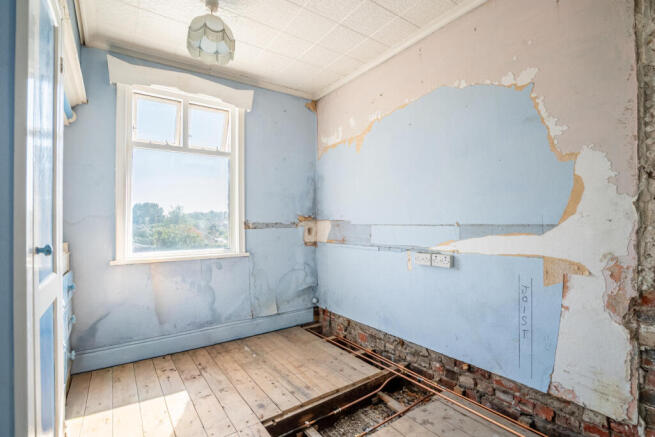 3 bed Semi-Detached for sale Image 11
