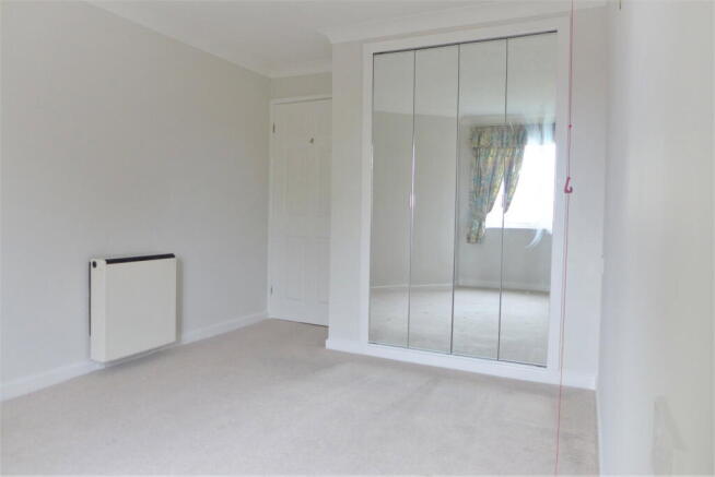 1 bed Apartment for sale Image 5