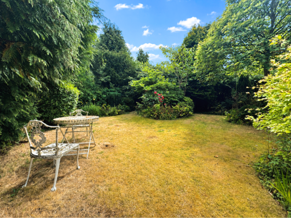 4, Moseley Road, Cheadle Hulme photo 4