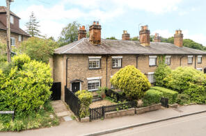 28, Rock Place, Holloway Hill, Godalming GU7 1QS