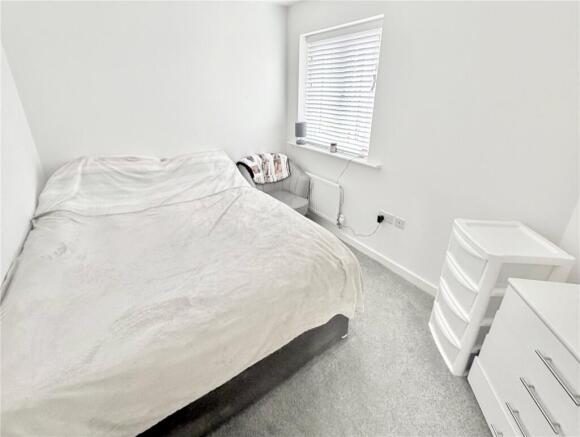 3 bed House for sale Image 11