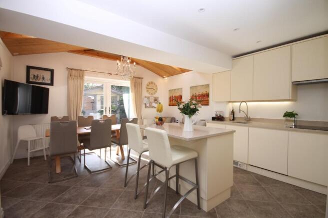 Dining Kitchen