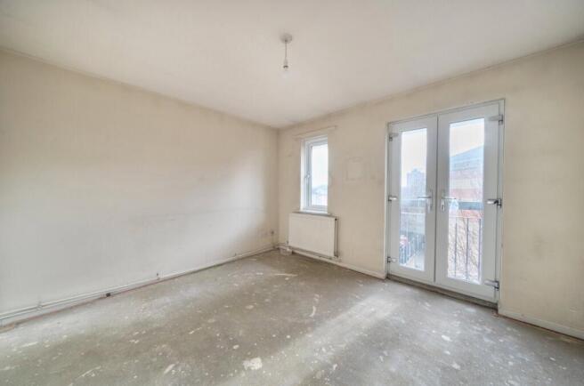 1394286-9-696a310...