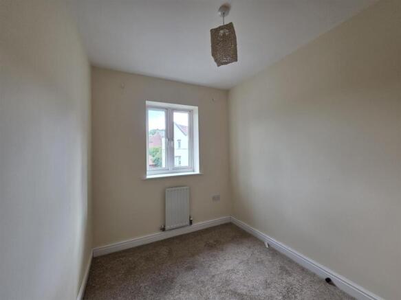 2 bed Flat to rent Image 7