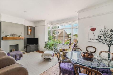 Greenford Avenue, Hanwell, W7