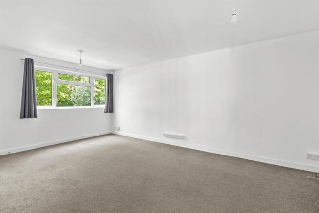 2 James Rd, HP14 3DW-6.jpg
