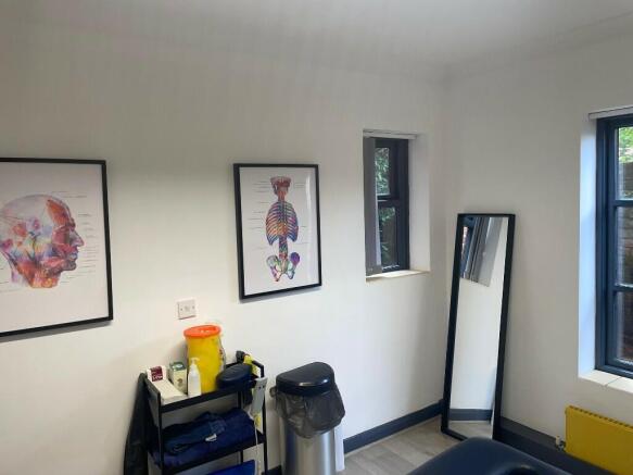 Photo 3