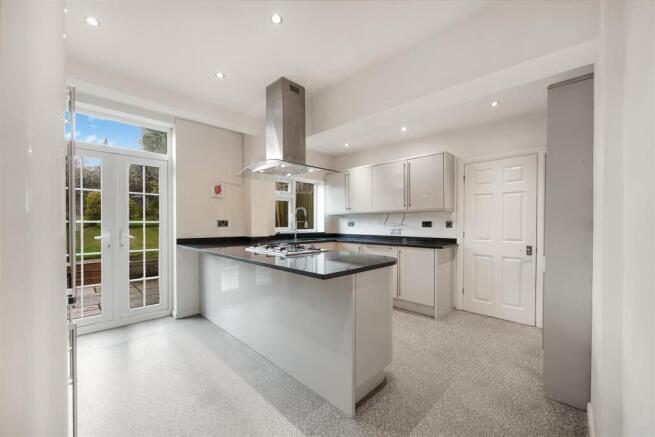42 St. Andrews Avenue Wembley HA0 2QD - 011.jpg
