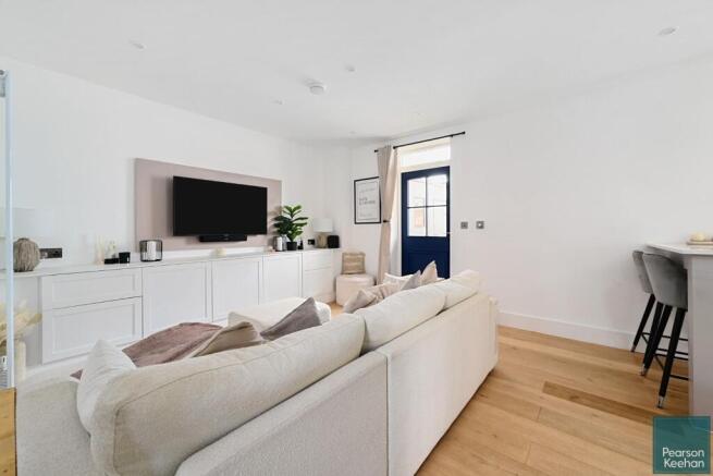 85 Drove Road, Portslade, BN41 (9).jpg