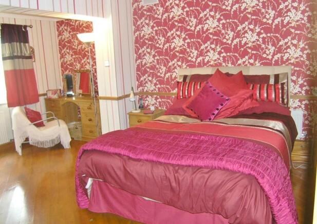Bedroom 1 - 1