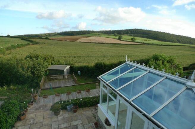 Garden & Views