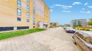 Flat 38, 5 Cornelius House, Handley Page Road, Barking IG11 0UY