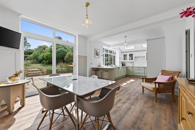 82HarboroughRdNorth35.jpg