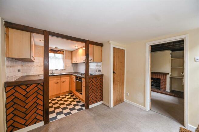 Dining/Kitchen