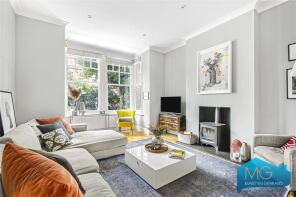 Flat A, 44, Hillfield Avenue, Hornsey, London N8 7DT