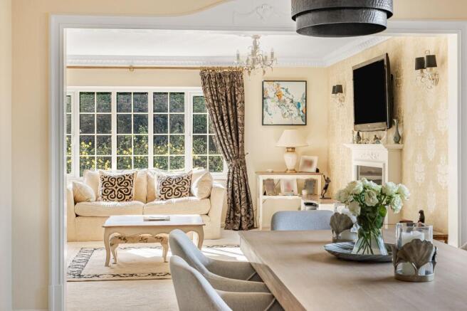 Living/Dining Room