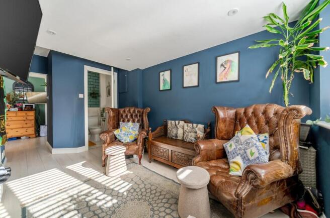 Brownhill Close 5 (15).jpg