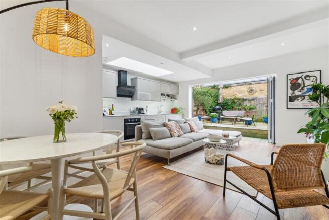 FOR SALE - Devonshire Road, W4