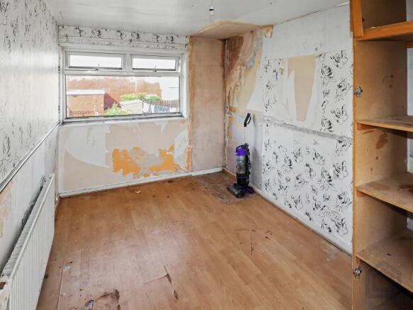 3 bed Terraced for sale Image 8