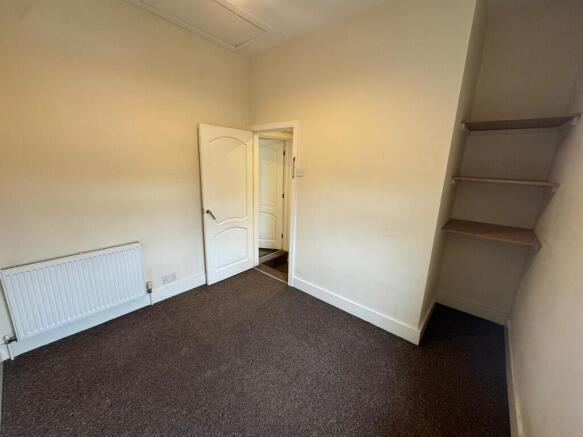 2 bed Terraced to rent Image 11