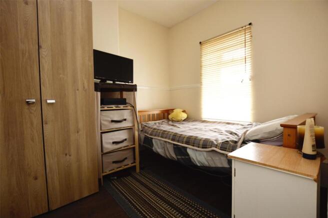 bedroom 2 (1)