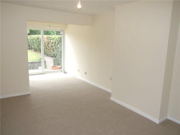 Lounge/ Dining Room