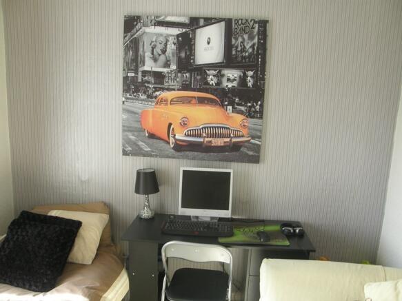 Photo 9