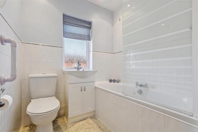 2 bed House for sale Image 10