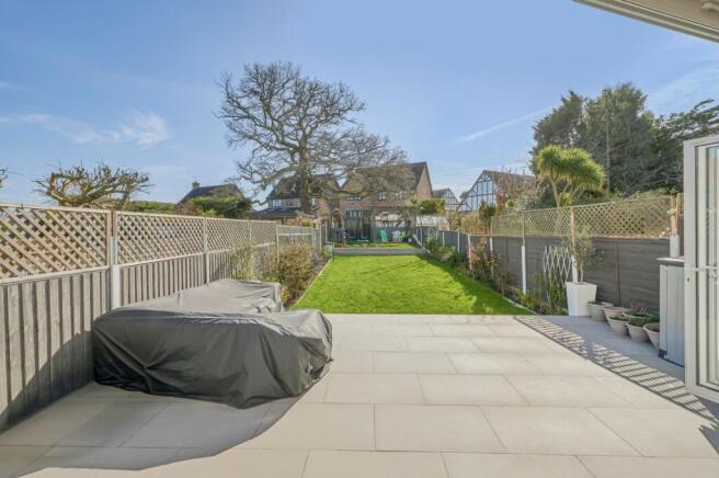 Edgebury, Chislehurst, Kent, BR7 photo 4