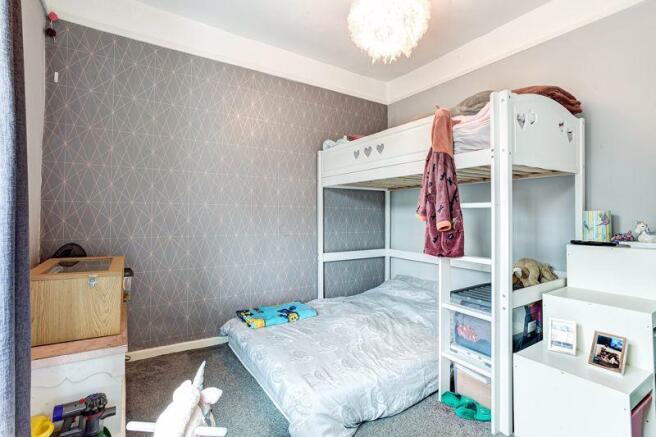 BEDROOM 2