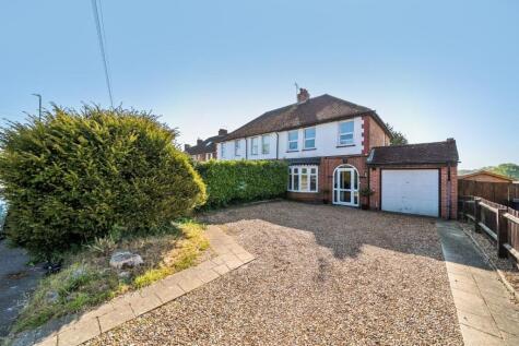 Canterbury Road, Kennington, Ashford TN24